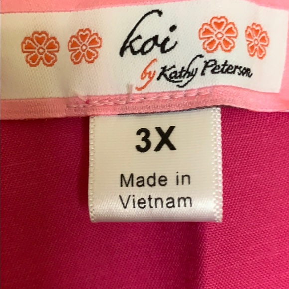 Koi scrub top - Picture 2 of 4